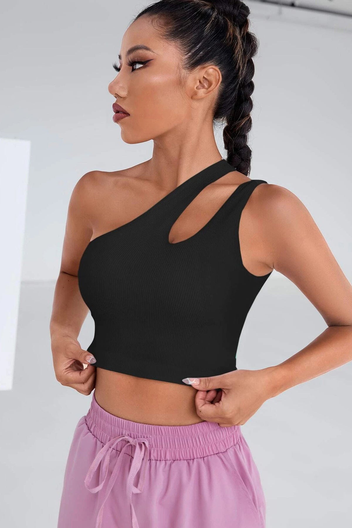 Kadın Siyah Tek Omuz Cut Out Detaylı Crop Top Bluz