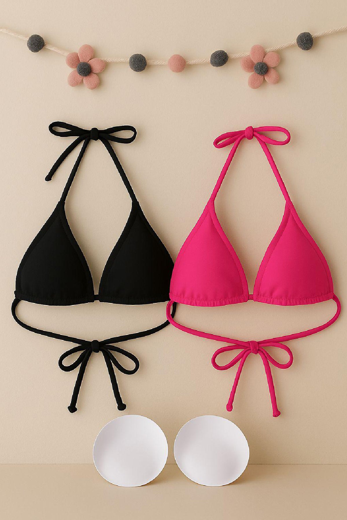 Kadın Siyah ve Fuşya Minimal Kesim Üçgen Bikini Üstü