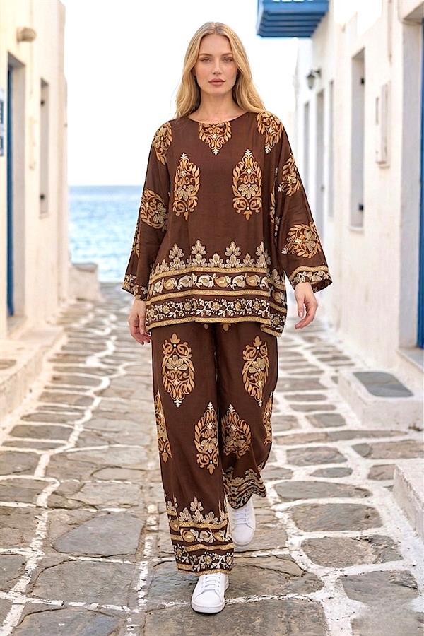 Kahverengi Otantik Desenli Pantolon Bluz Takım