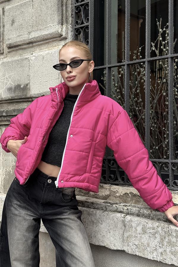 Pembe Dik Yaka Çıtçıtlı Fermuarlı Kısa Şişme Mont