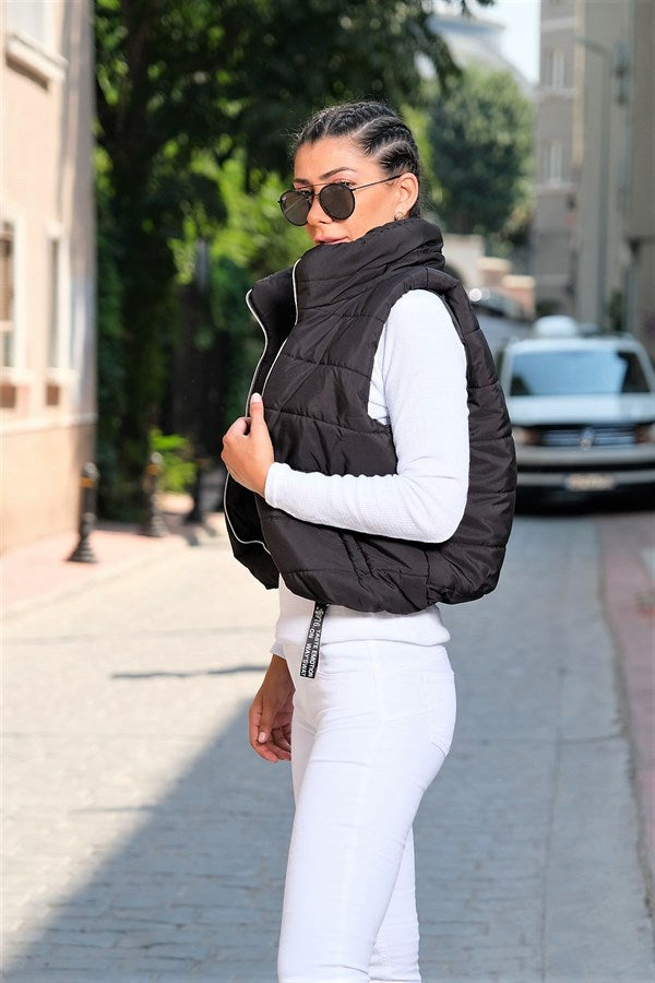 Siyah Dik Yaka Beli Lastikli Cepli Kısa Şişme Yelek