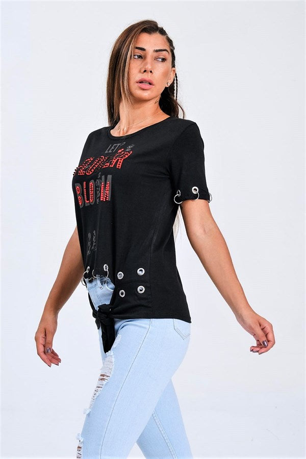 Siyah Kuş Gözü Detaylı Önden Bağlamalı Yazılı Taşlı T-Shirt